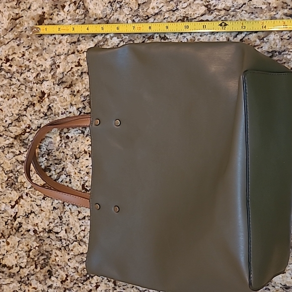 Olive Color Tote - Picture 7 of 9